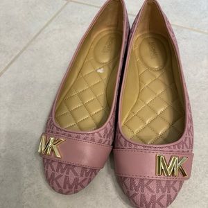 Michael Kors logo moccasin flats size 7.5 used once without a box